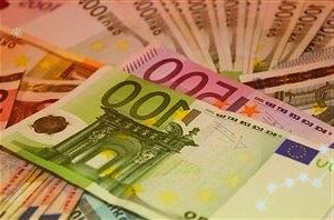比亚迪上调回购价格上限王传福称:高度关注智能化下半场